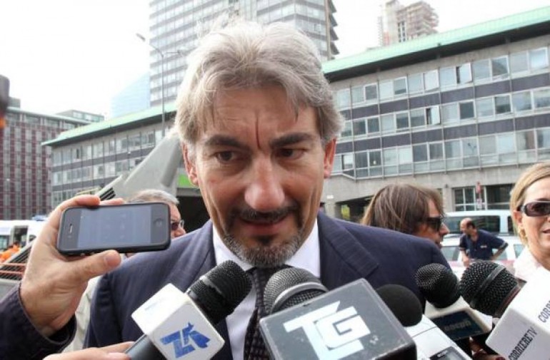 Raffaele Cattaneo: l'assessore che si lamenta perché guadagna 8mila euro