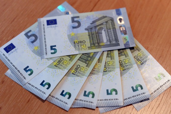 I nuovi cinque euro