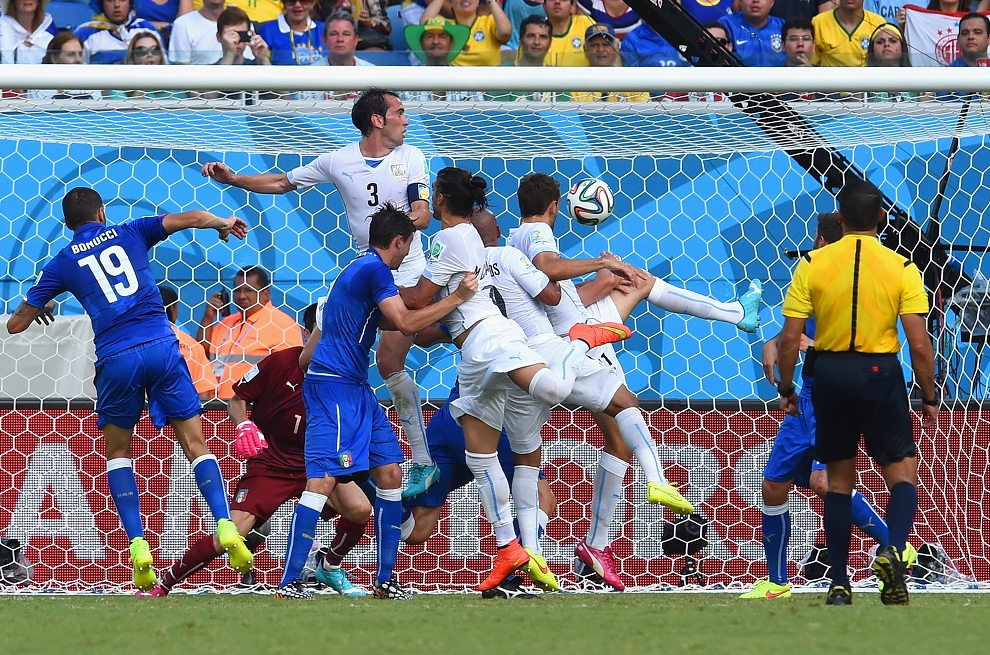 Italy v Uruguay: Group D - 2014 FIFA World Cup Brazil