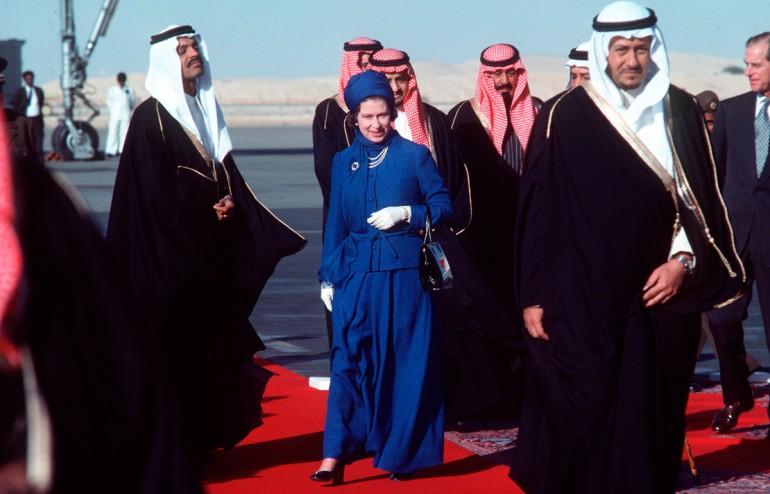 Elisabetta II d'Inghilterra in visita in Arabia Saudita