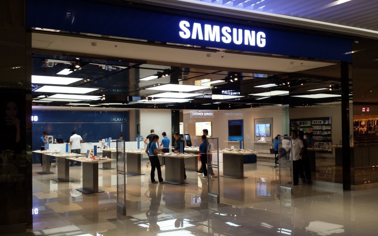 Samsung_in_SM_Aura,_Bonifacio_Global_City