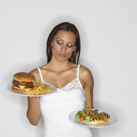 Le 15 cose che puoi fare per dimenticarti delle "voglie" quando sei a dieta