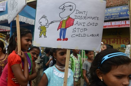lavoro minorile india 2015