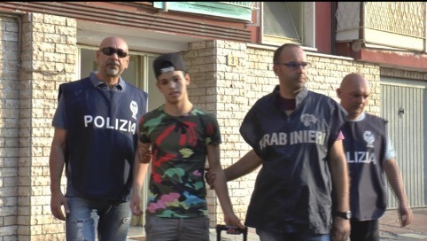 Isis, espulso dall'Italia un diciannovenne di origine marocchina